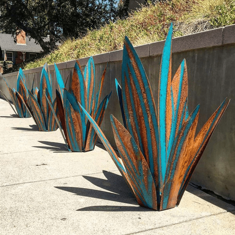 Handmade Solar Agave Garden Lamp – Waterproof Outdoor Solar Garden Lights