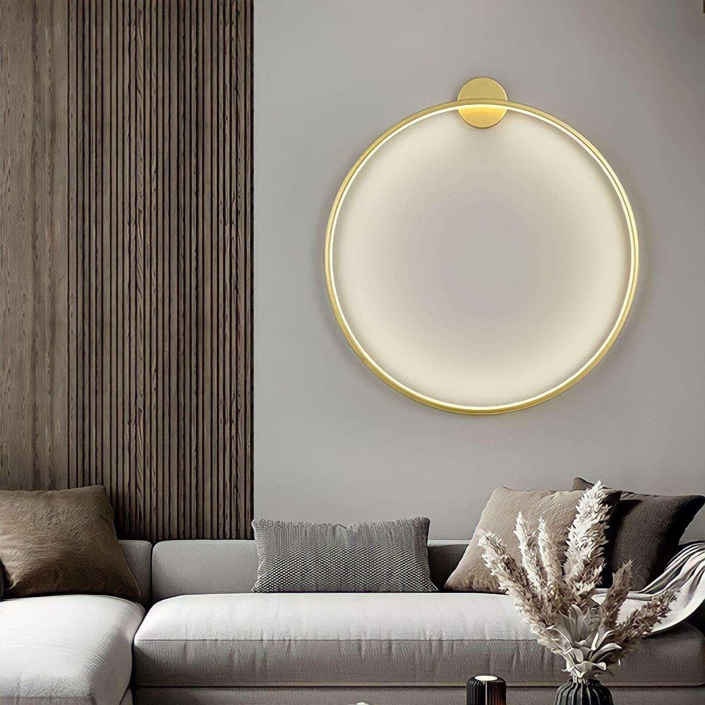 Circle Classic Adjustable Wall Light Sconce for Relaxing Atmosphere in Black or Gold 2