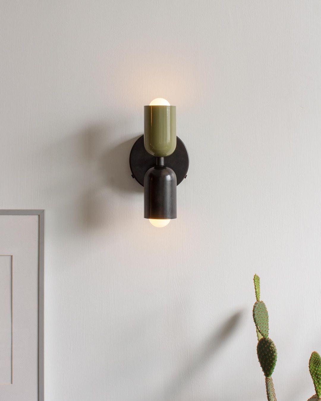Elegant Dual-Glow Wall Sconce Lighting for Indoor Spaces with Versatile Mounting 2