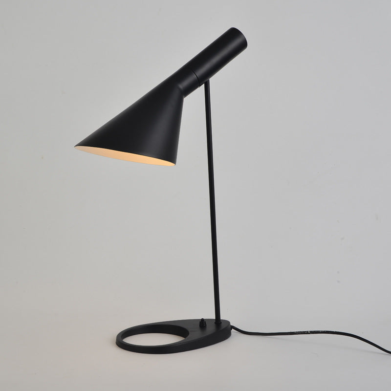 Modern Adjustable Table Lamp - Elegant Desk Lamp for Bedroom and Living Room 3