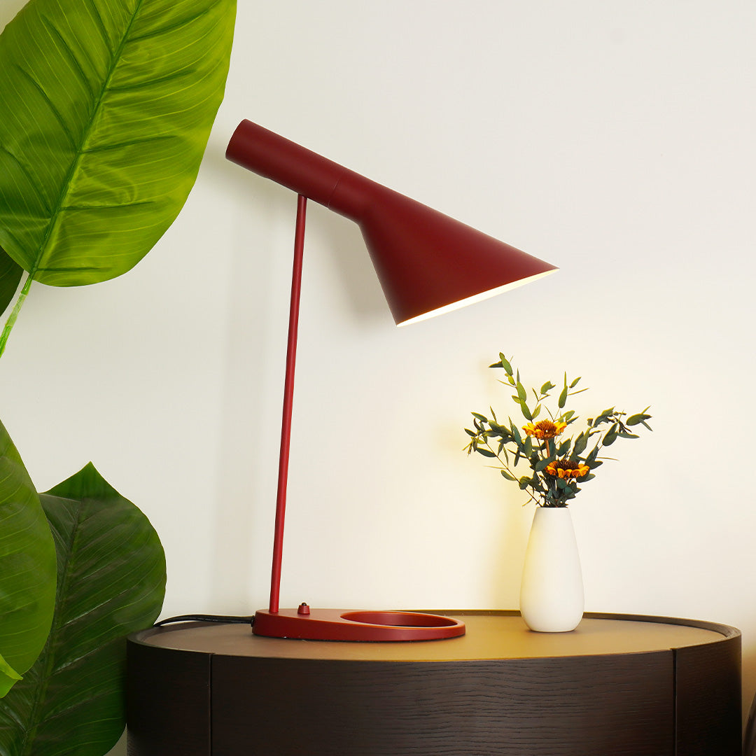 Modern Adjustable Table Lamp - Elegant Desk Lamp for Bedroom and Living Room 8
