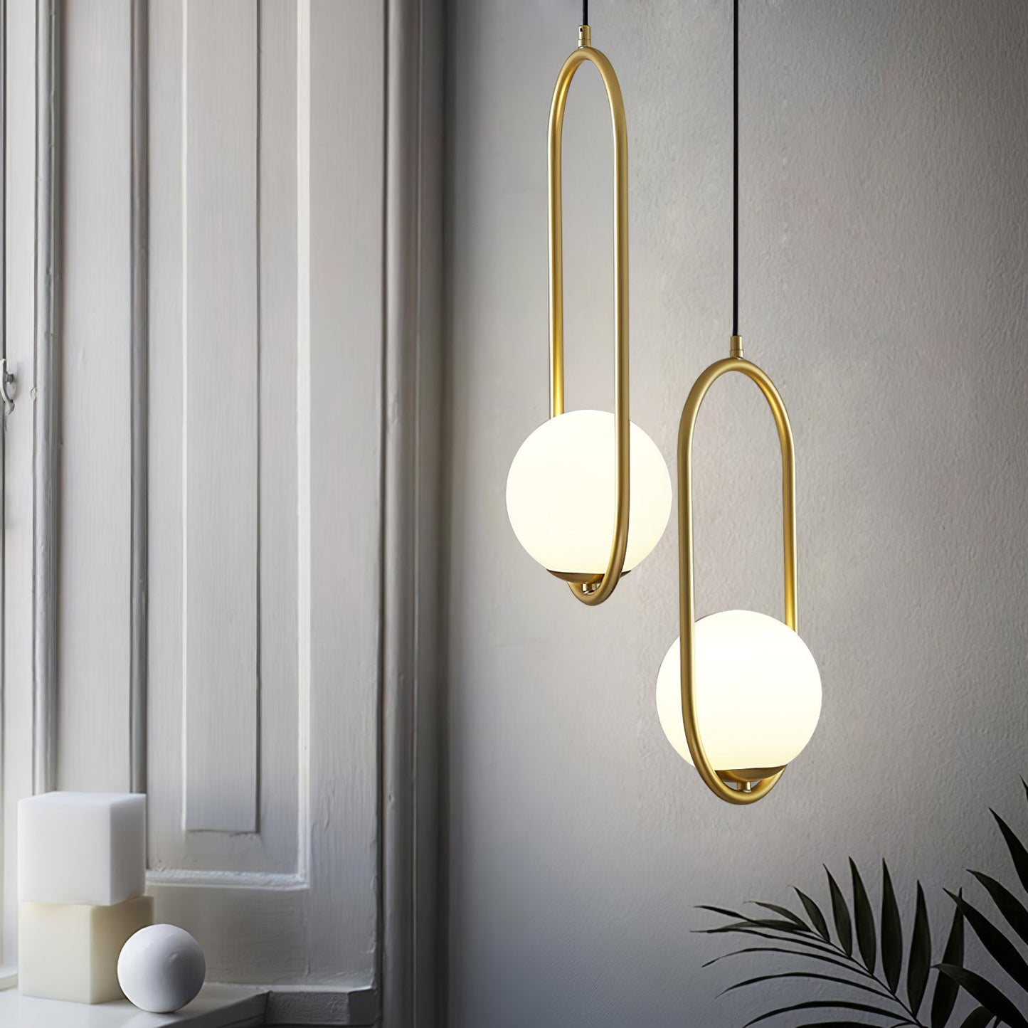 Modern Glass Pendant Lamp - Elegant Brass Ceiling Light Fixture for Stylish Interiors 2