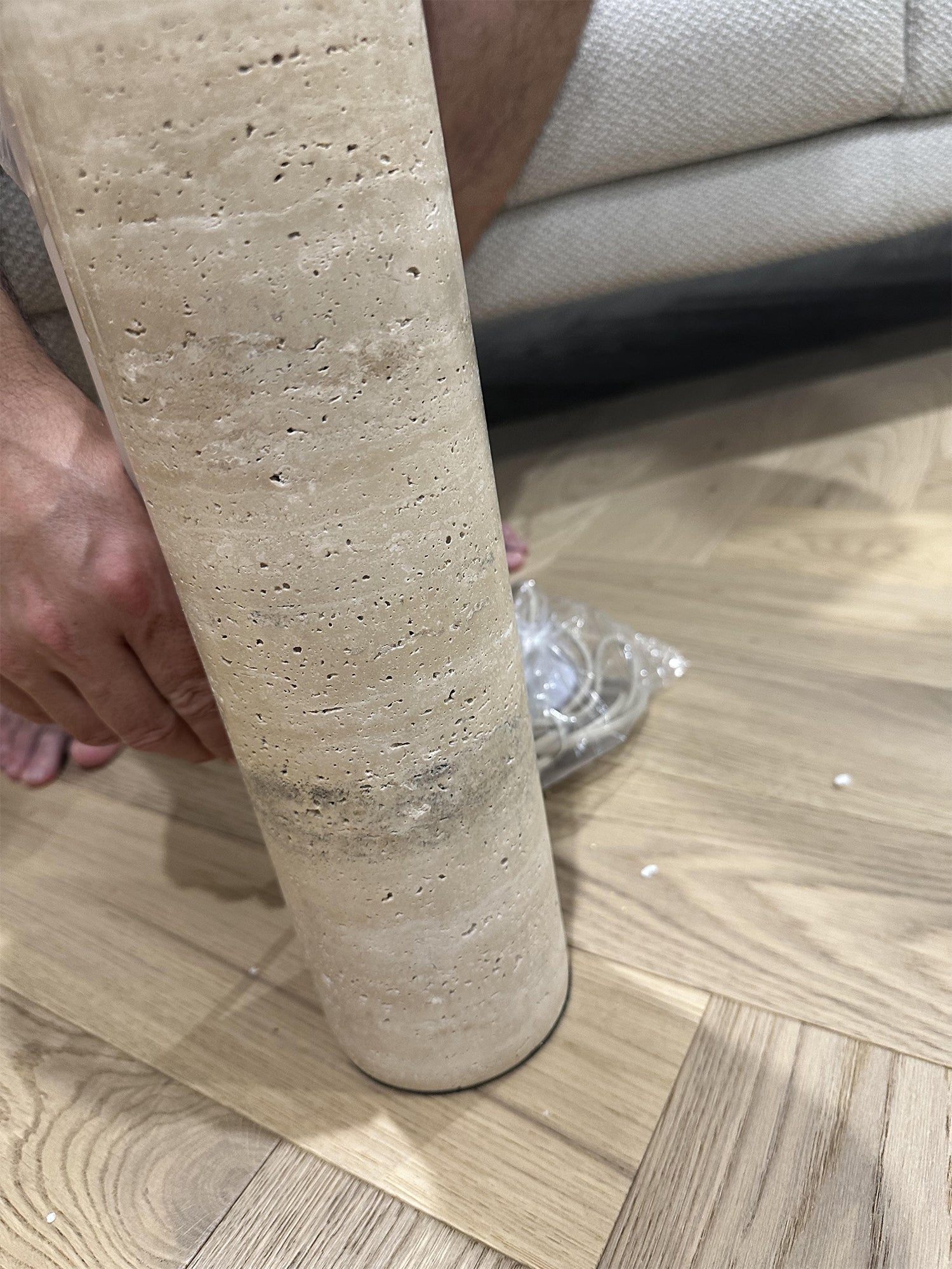 Modern Black Arc Floor Lamp with Curved Design and Marble Base for Indoor Use 8